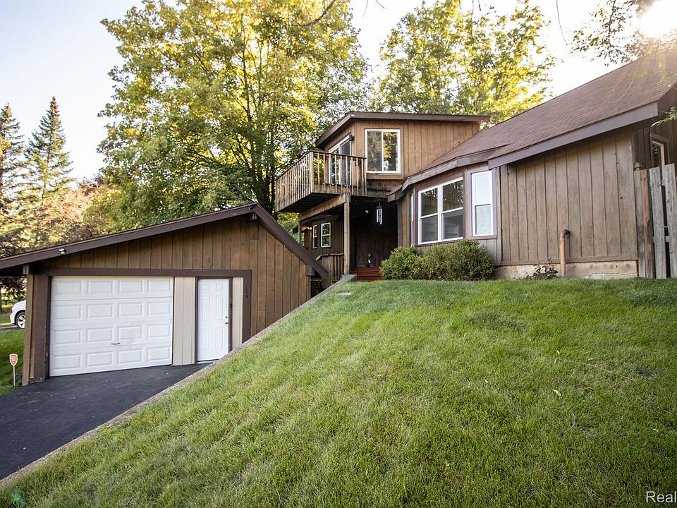 1st image of 1437 Hillside Dr