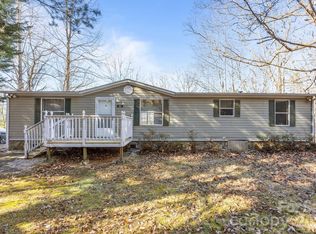 102 Scotts Cove Rd, Nebo, NC 28761