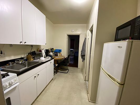 3rd image of 444 E 78th St APT 3