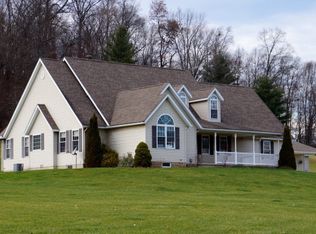 698 Harlan Rd, Lucas, OH 44843