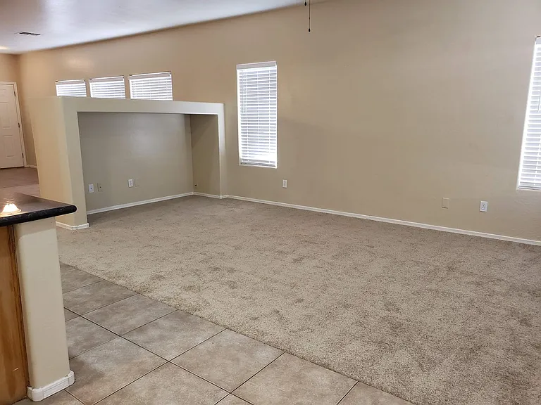 44714 W Alamendras St — Photo 12