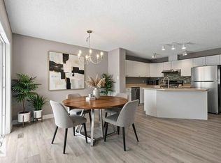 6837 159a Ave NW, Edmonton, AB T5Z3N9