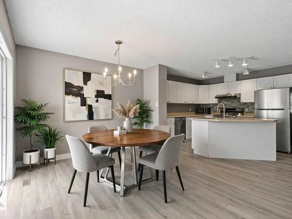 6837 159a Ave NW, Edmonton, AB T5Z 3N9
