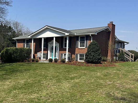 2nd image of 2084 Kidd Rd