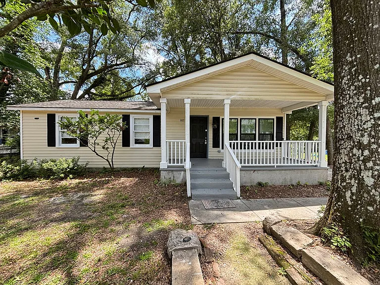107 Sasportas Ln — Photo 2