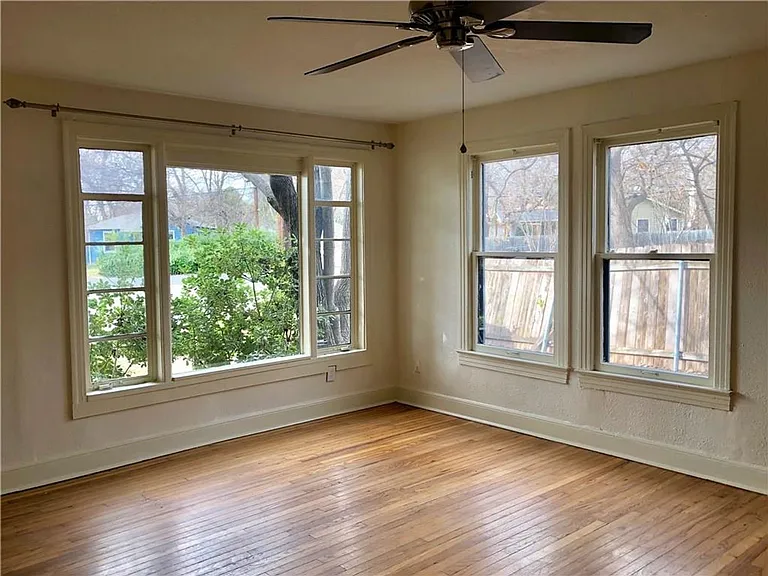7007 Reese Ln — Photo 3