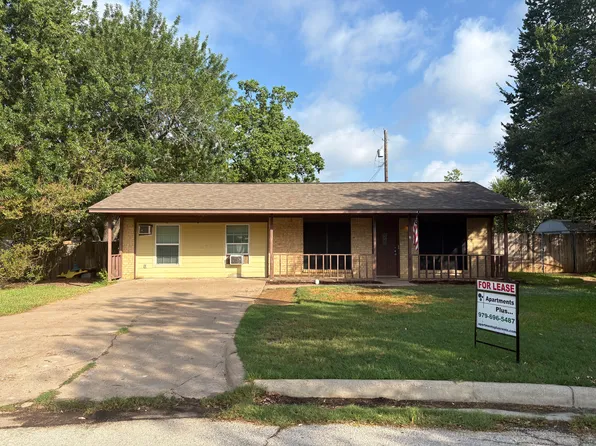 4111 Shawnee Cir, Bryan, TX 77802