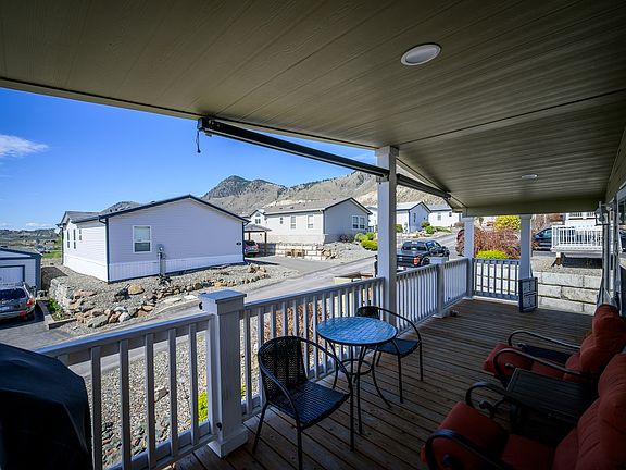 3rd image of 768 Shuswap Rd E #14