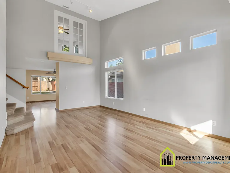 10118 Hampton Oak Dr — Photo 8