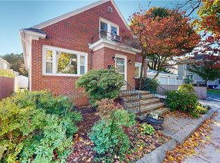 145 Summit Ave, Providence, RI 02906
