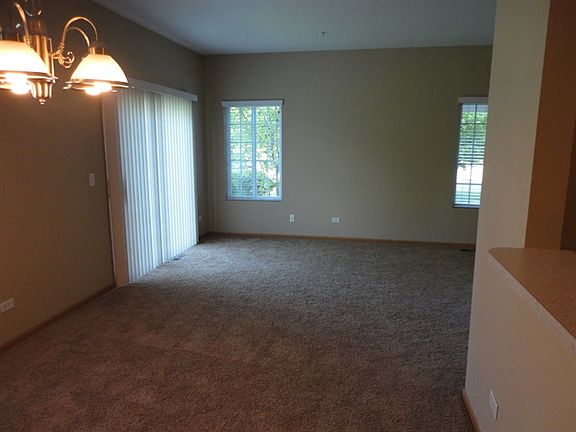 2nd image of 636 Windsor Dr