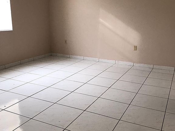 3rd image of 10000 NW 80th Ct APT 2349