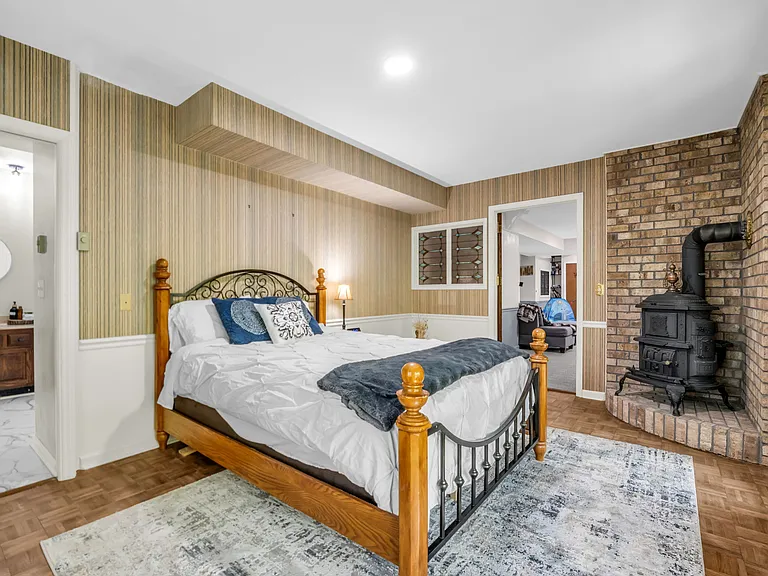140 Ridgeview Dr — Photo 43