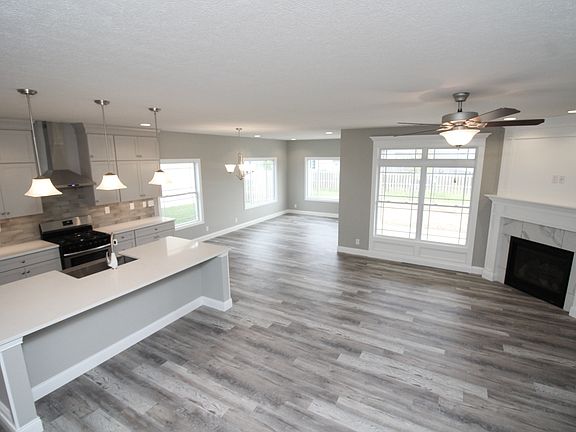 7th image of this home