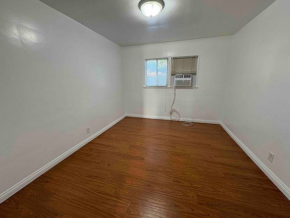 5th image of 322 S Garfield Ave APT B