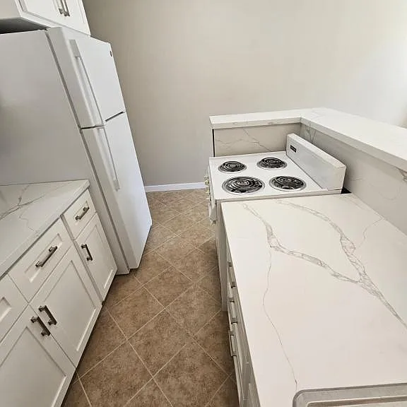 7041 Pickering Ave #9 — Photo 7