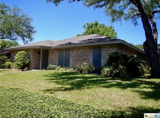 214 Guinevere St, Victoria, TX 77904