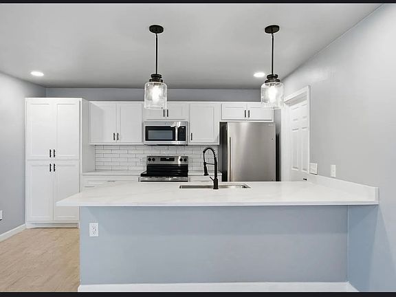 4th image of 105 Arroyo Dr