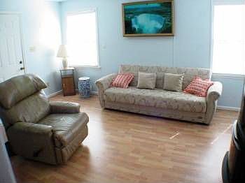 4th image of 1228 Kittery Dr