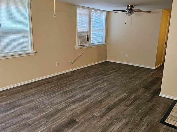 4th image of 1111 S Rockford Ave APT 9