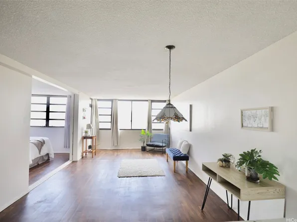 750 Kaheka St APT 404, Honolulu, HI 96814