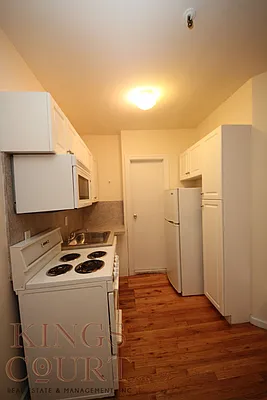 Rented by Kings Court Real Estate | media 8