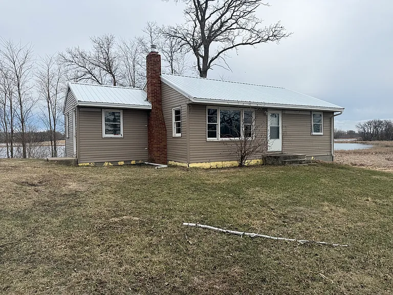 8845 County Road 7 NW — Photo 11