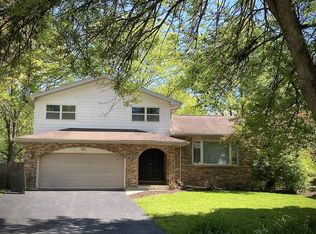 616 Vicksburg Ct, Naperville, IL