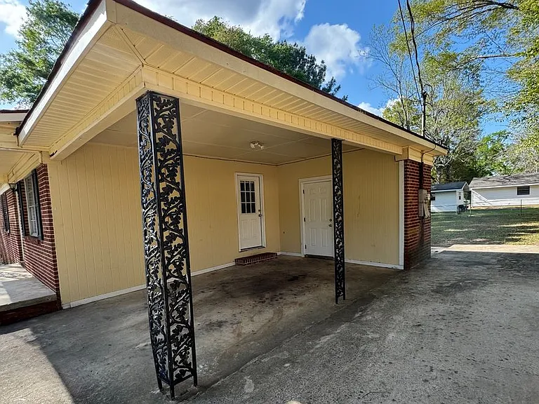 304 Azalea Dr — Photo 15