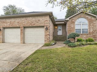 189 Cherokee Cir, Mount Washington, KY 40047