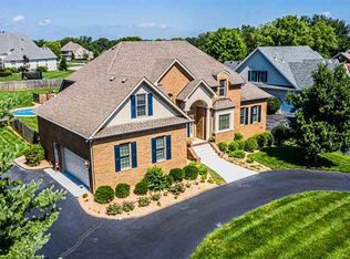 24 Talbott Dr, Bowling Green, KY 42103