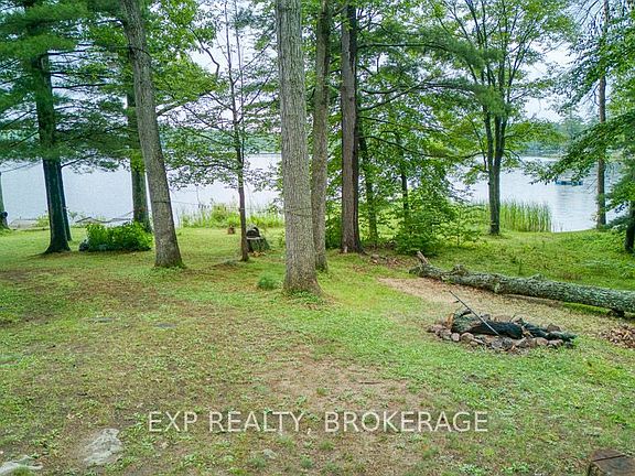 5th image of 148B Oak Shores Ln