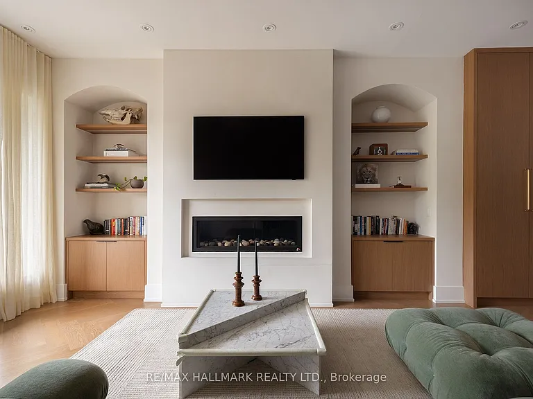 18 Foxley St — Photo 5
