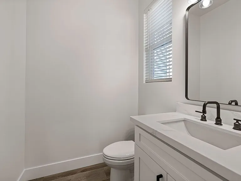 1129 Fawcett Ave — Photo 16