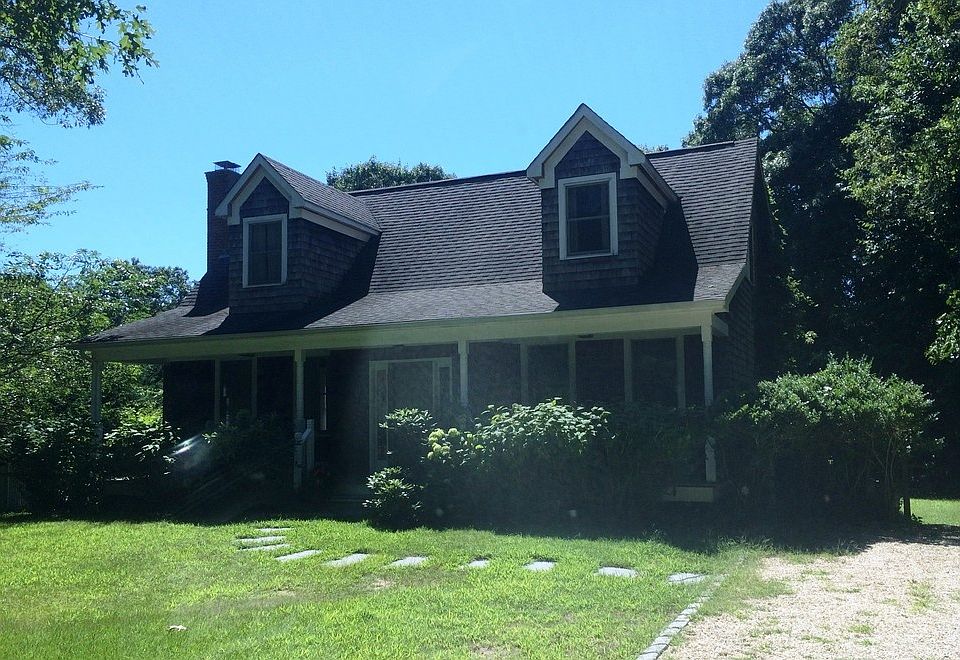 1st image of 32 Royal St