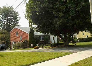 2nd image of 812 Suffolk Rd