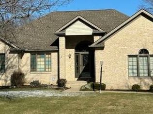 7740 Amberwood Trl, Youngstown, OH 44512