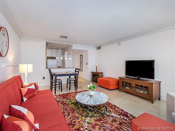 5th image of 1228 West Ave APT 1211
