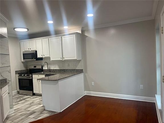 4th image of 3101 Saint Charles Ave APT 1