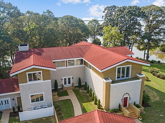 5th image of 129 Ondacreek Ln