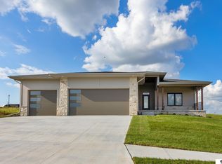 20120 V St, Omaha, NE 68135