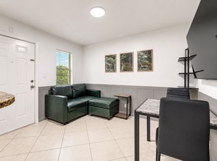 902 SE 1st St APT 24, Pompano Beach, FL 33060