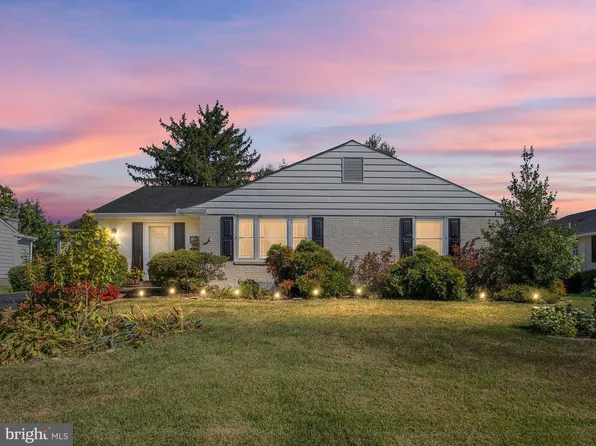 107 Edgeroad Ln, Wilmington, DE 19803