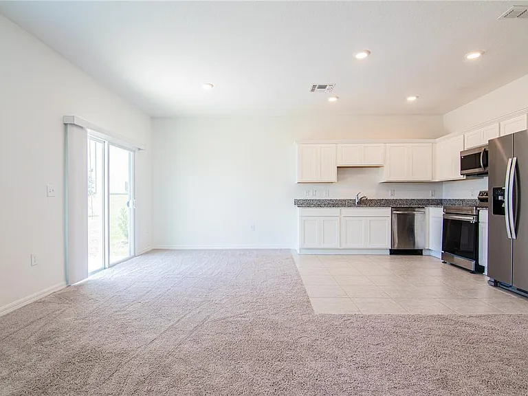 205 Mandovi St — Photo 12
