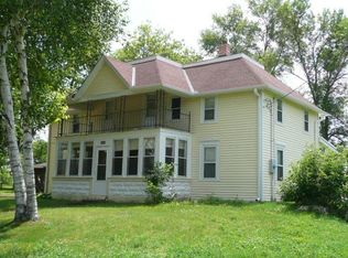 8509 Kennedy Memorial Dr, Saint Bonifacius, MN 55375