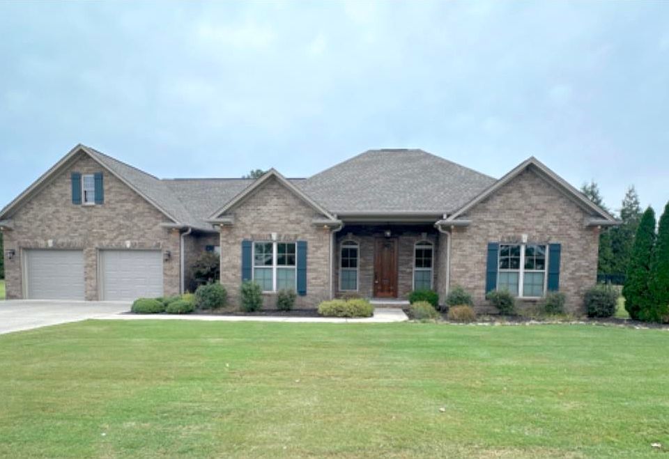1st image of 102 Plantation Springs Dr