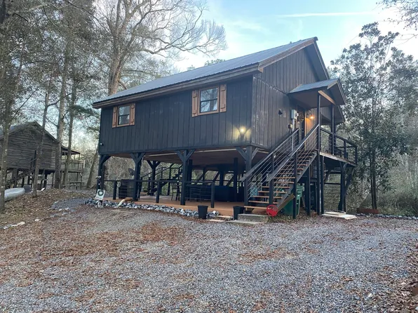 22 Mountain Laurel Rd, Hattiesburg, MS 39401