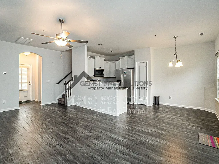 217 Kinsale Dr — Photo 7