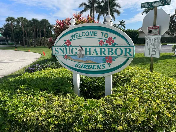 600 Snug Harbor Dr APT A10, Boynton Beach, FL 33435