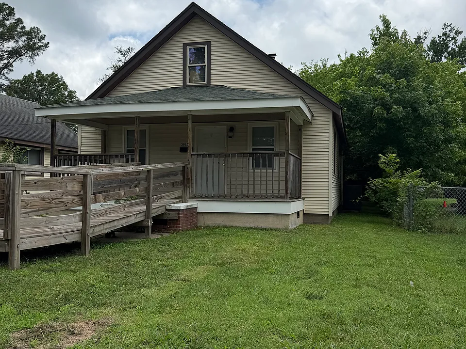 3915 Shell Rd